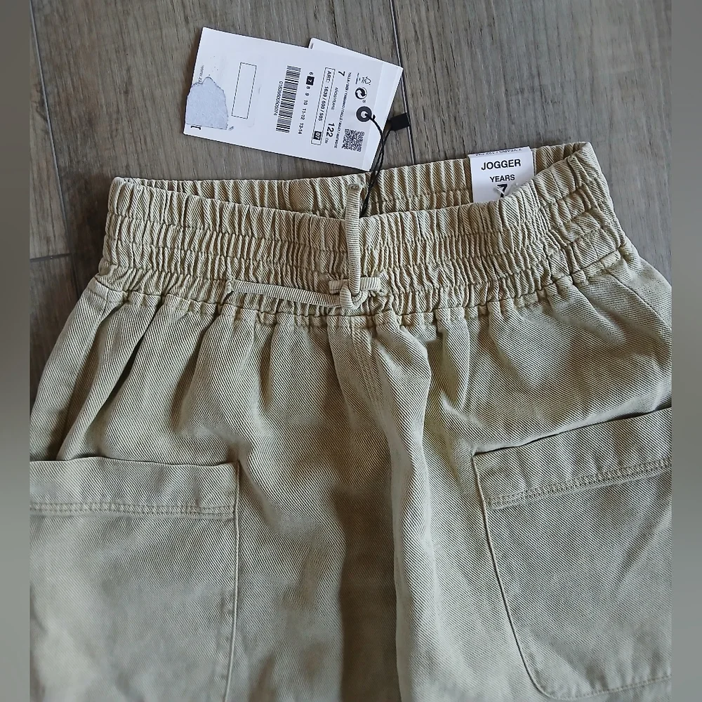 NWT Zara Kids jogger pants, Size 7 (122 cm) in cream - Picture 2 of 3